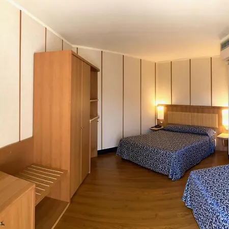 Hotel Nicotel 4*