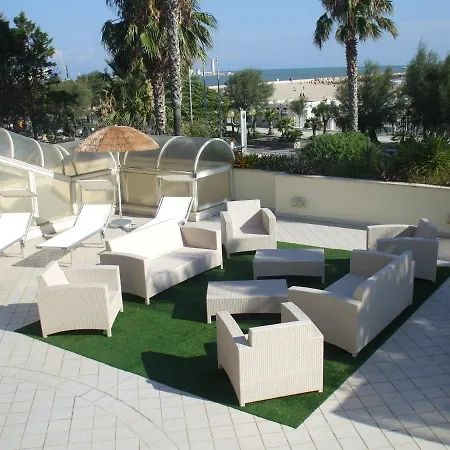Hotel Nicotel 4*